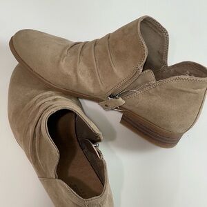 Dr. Scholl’s Rae Ankle Booties 7.5 M